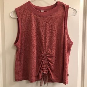 Lululemon cinch me up tank. Size 10. NWT